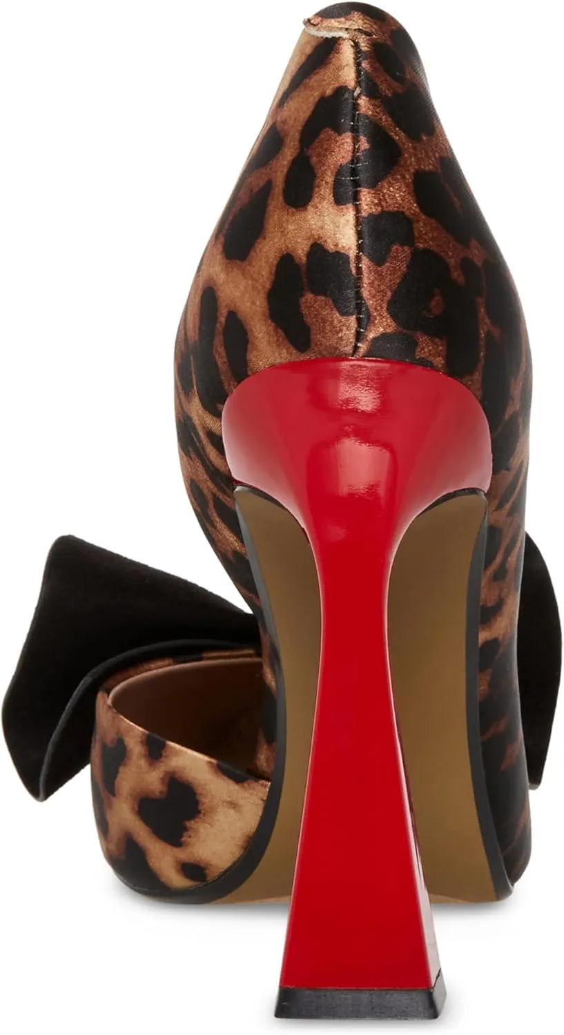 Betsey Johnson Women's Nobble-p Pump