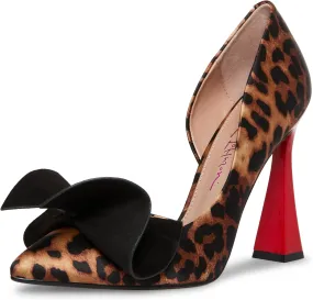 Betsey Johnson Women's Nobble-p Pump