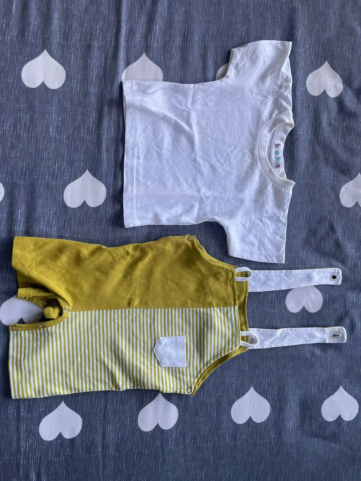 BOOCHEE & ZERO Newborn dresses (Combo of 2)