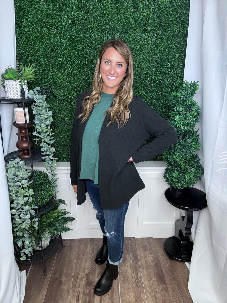 CLOUDY KNIT SHORT CARDIGAN W/POCKETS