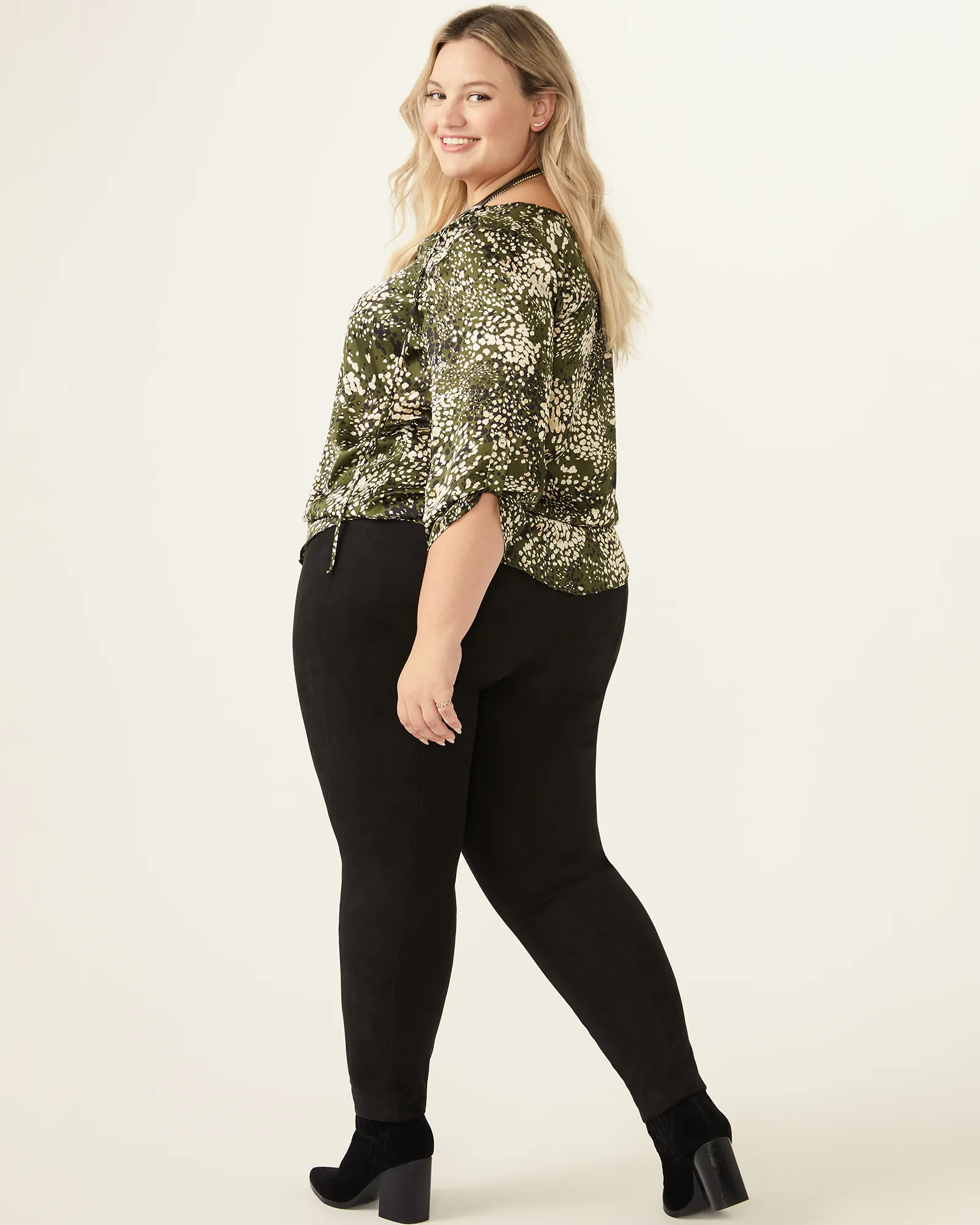 Teresa Pull-On Cigarette Pant | Black
